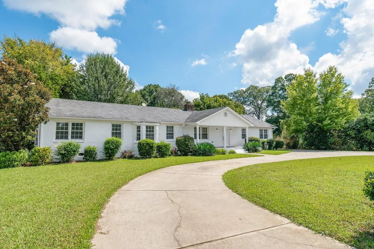 Charming, Cozy Home Close To Uptown, Airport & Whitewater Center Charlotte